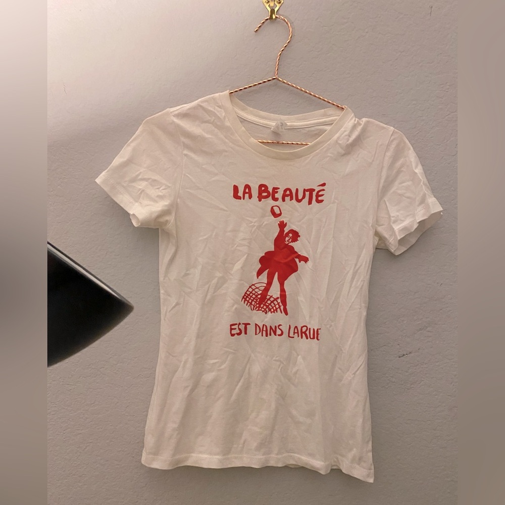 T shirt in French